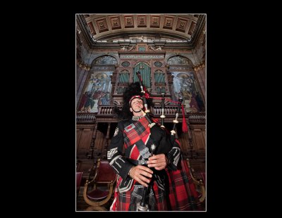 Bagpiper Roddy (2)